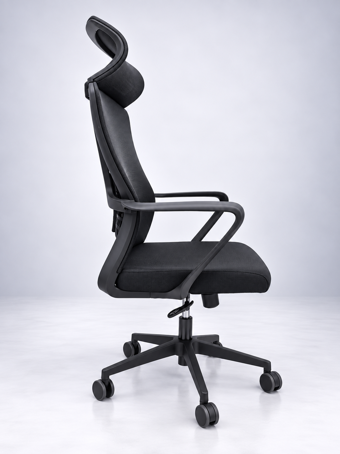 CHAISE FILET NOIR 1023