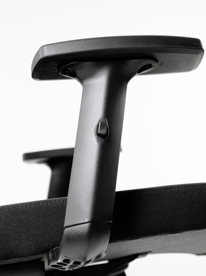 CHAISE ERGONOMIQUE B82